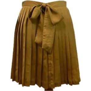 Gap Pleated Holiday Mini Skirt Sz 6